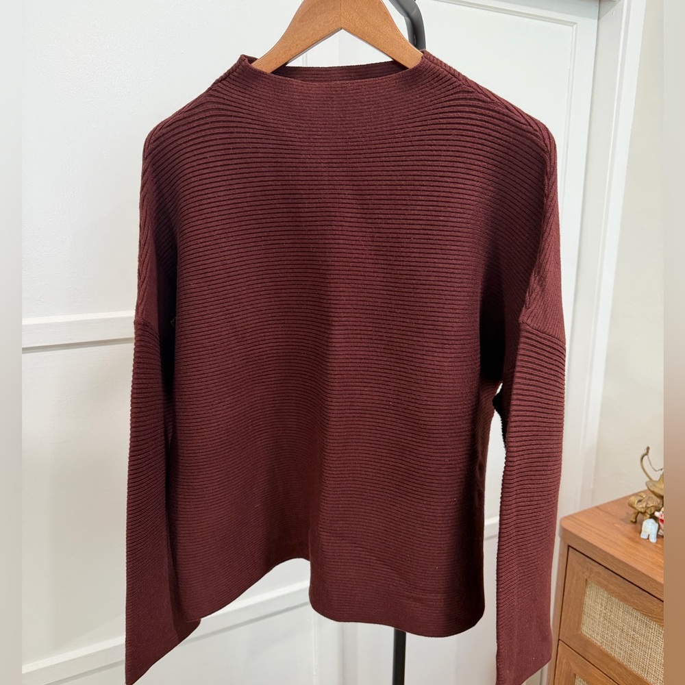 Modern Citizen Ribbed Knit Sweater - Deep Maroon